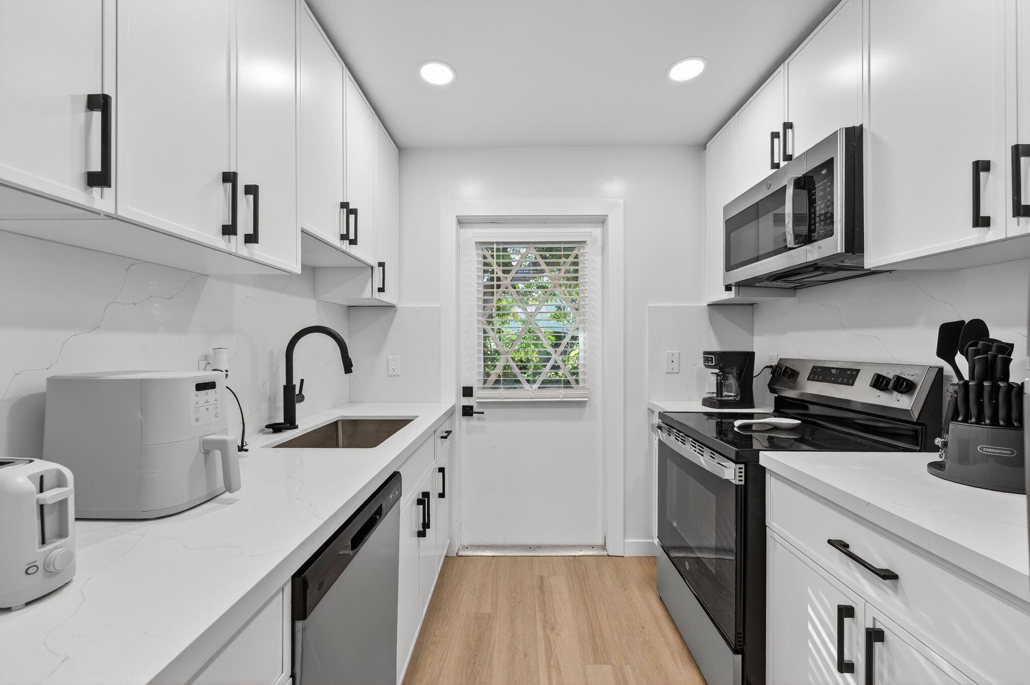 800 Tropic Isle Drive B