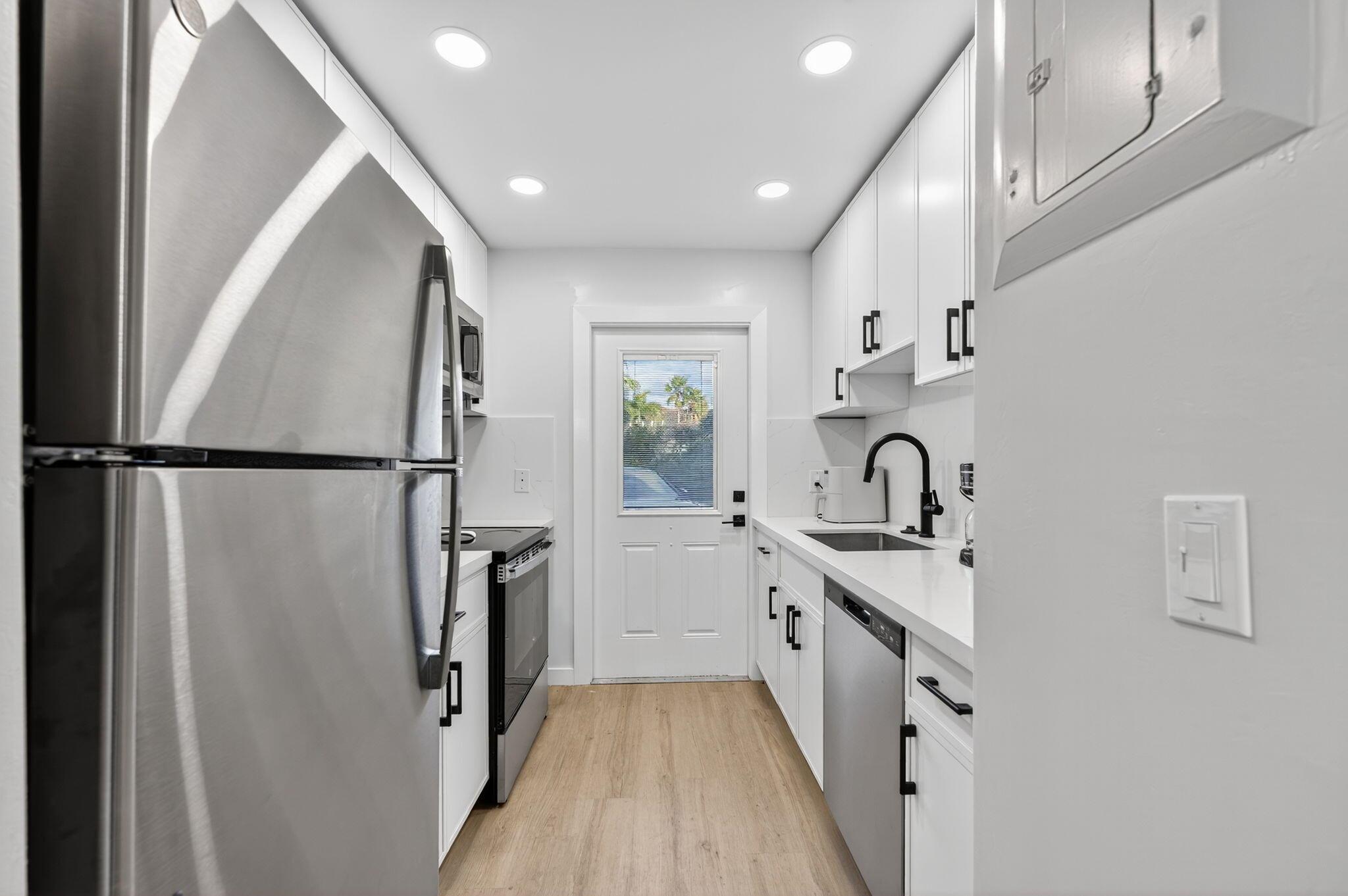 800 Tropic Isle Drive B