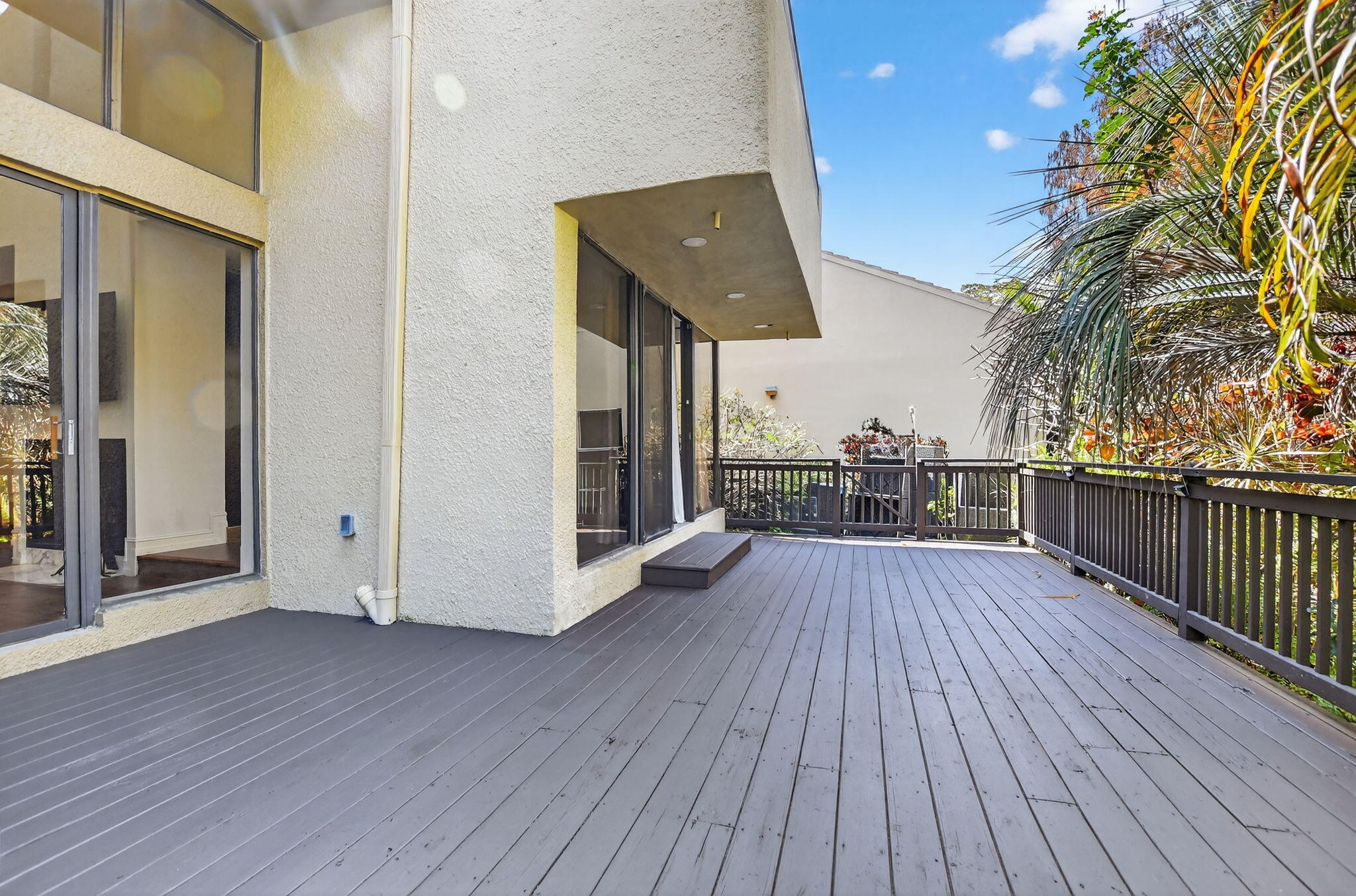 715 Saint Albans Drive