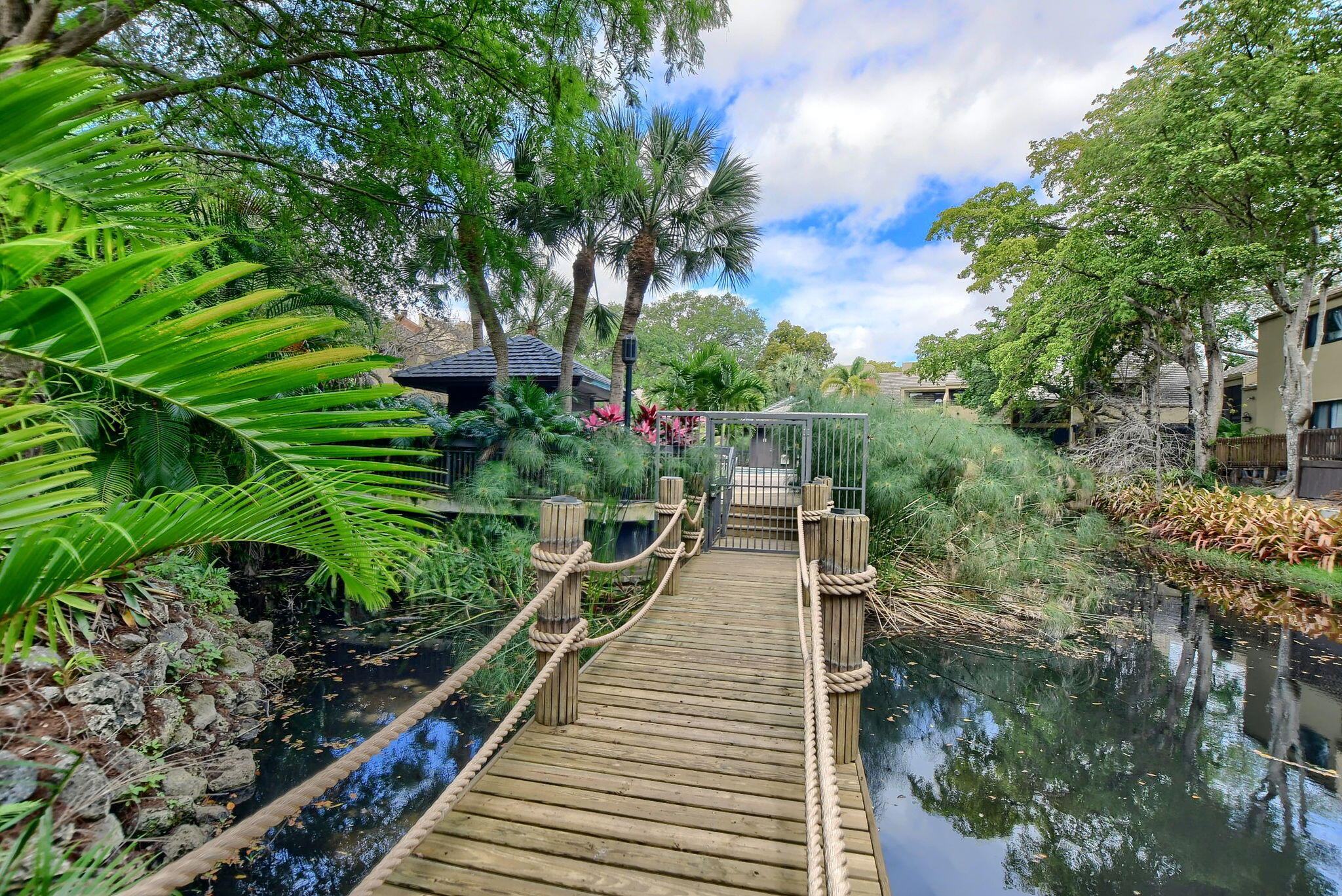 715 Saint Albans Drive