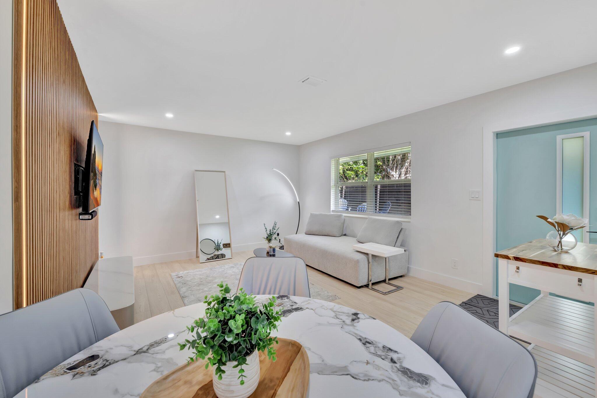 934 NW 4th Avenue 1-4