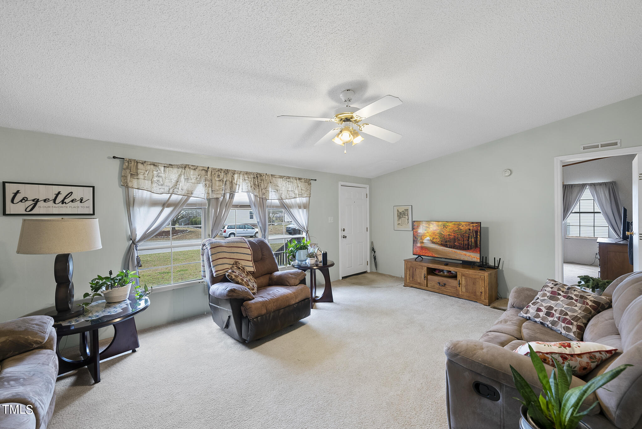 5201 Hunting Ridge Road NW