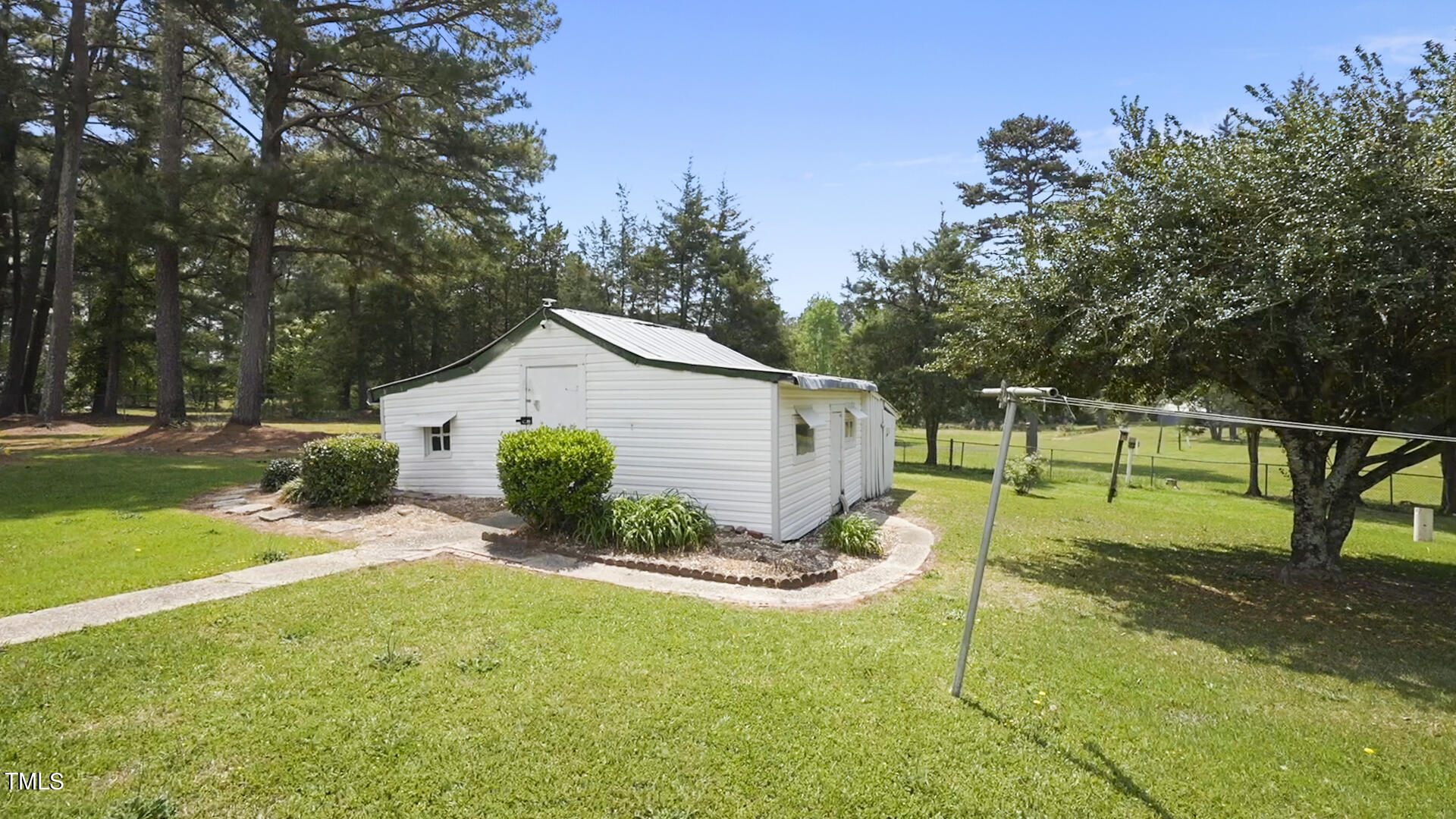 95 Troy Eason Farm Lane