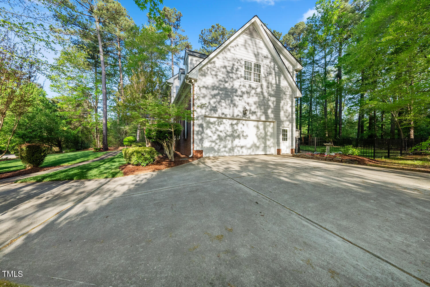 8213 Sandybrook Lane