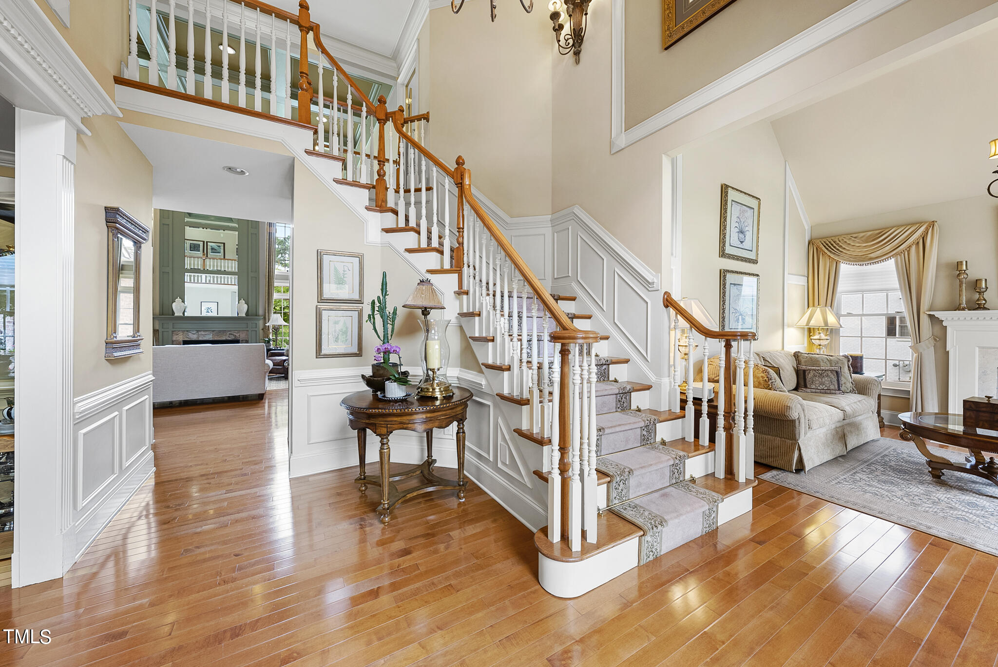 9216 Winged Thistle Court