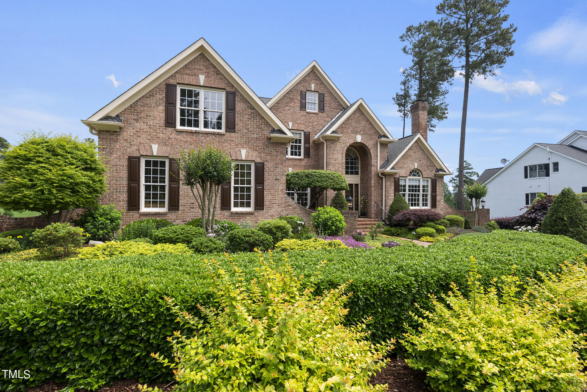 9216 Winged Thistle Court