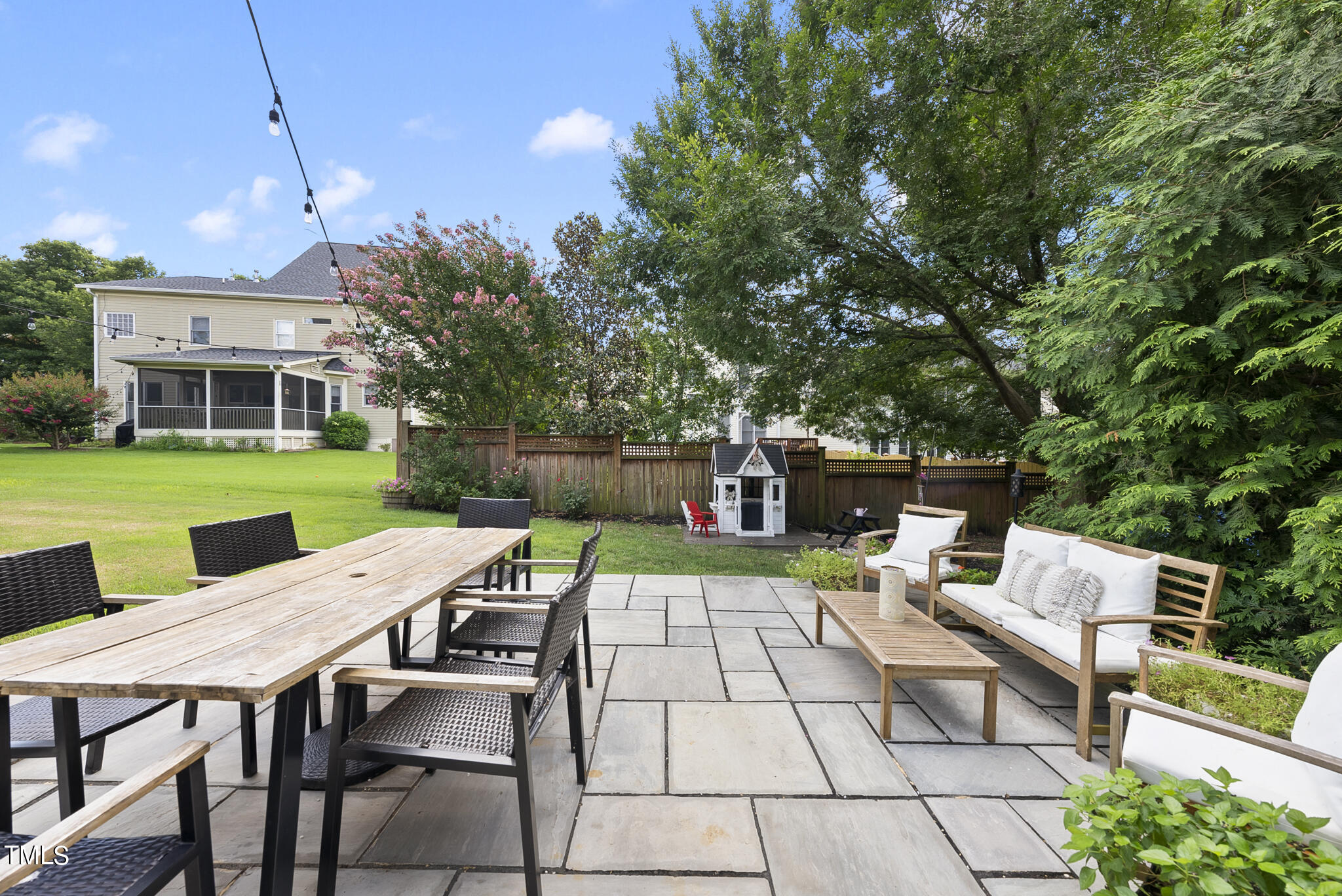 409 Edgepine Drive