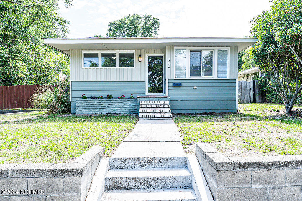 1946 Washington Street