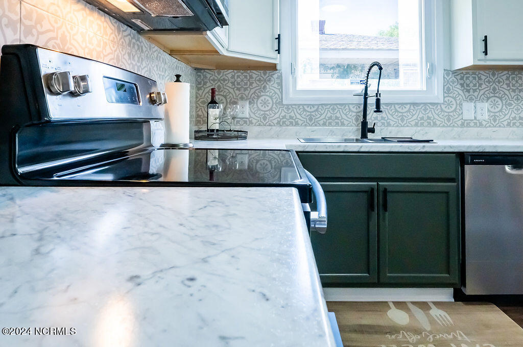 1946 Washington Street