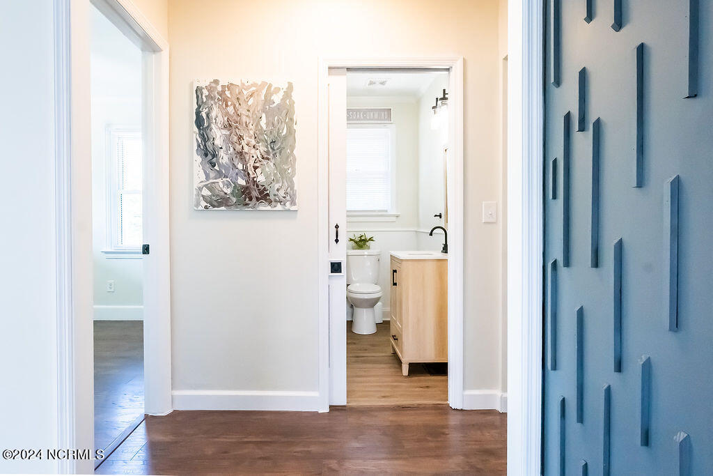 1946 Washington Street