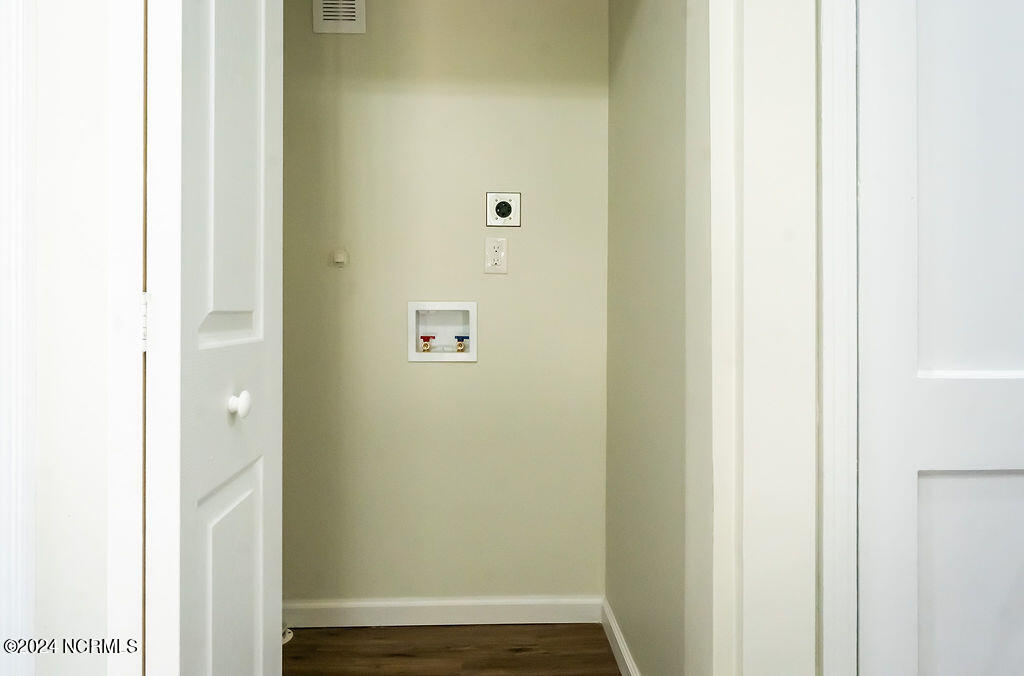 1946 Washington Street