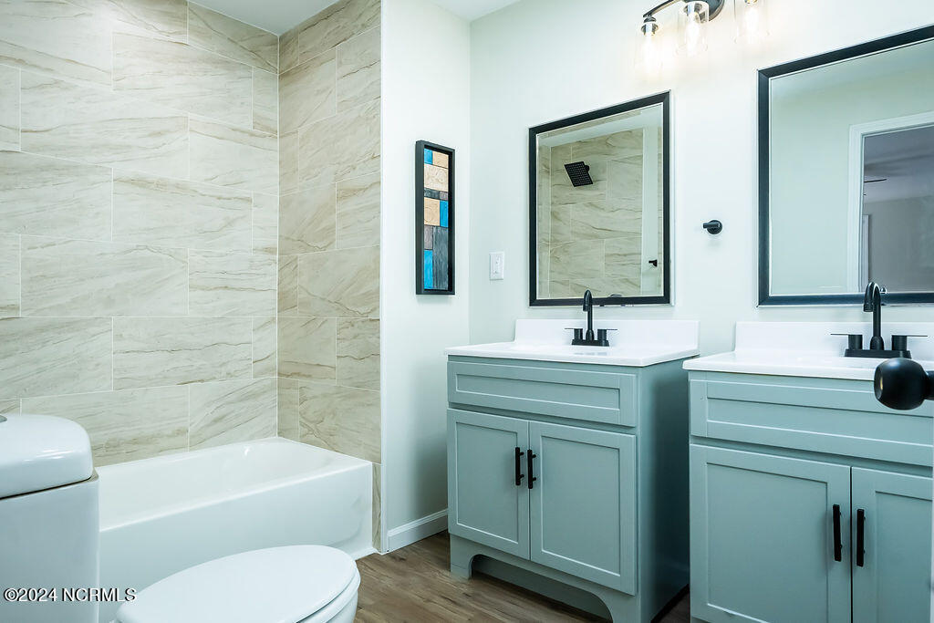 1946 Washington Street