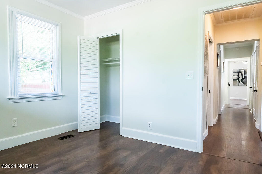 1946 Washington Street