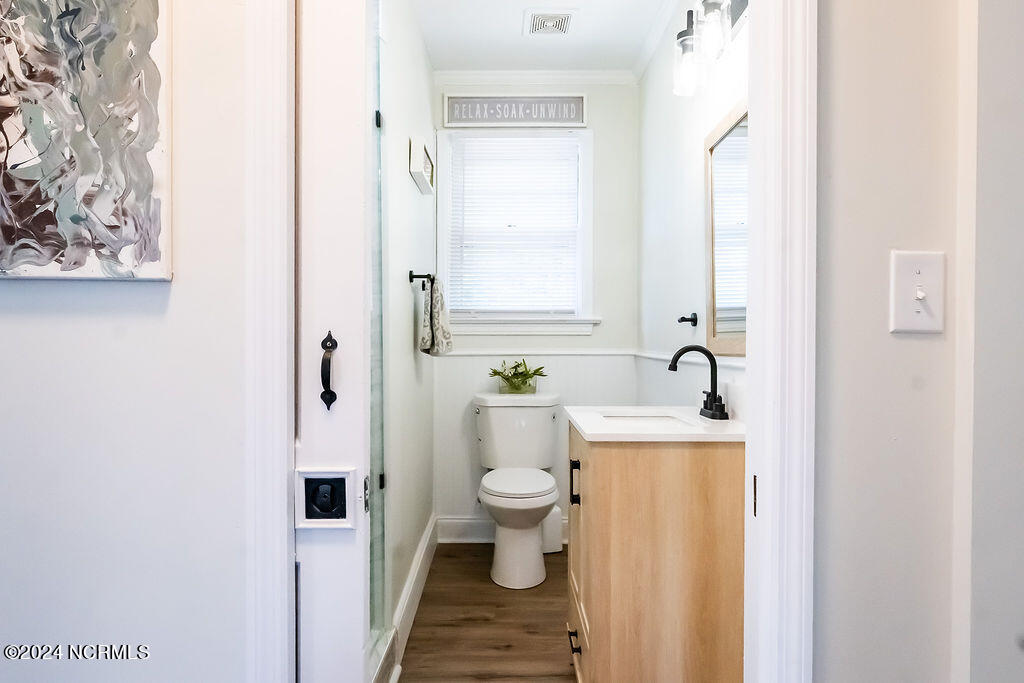 1946 Washington Street