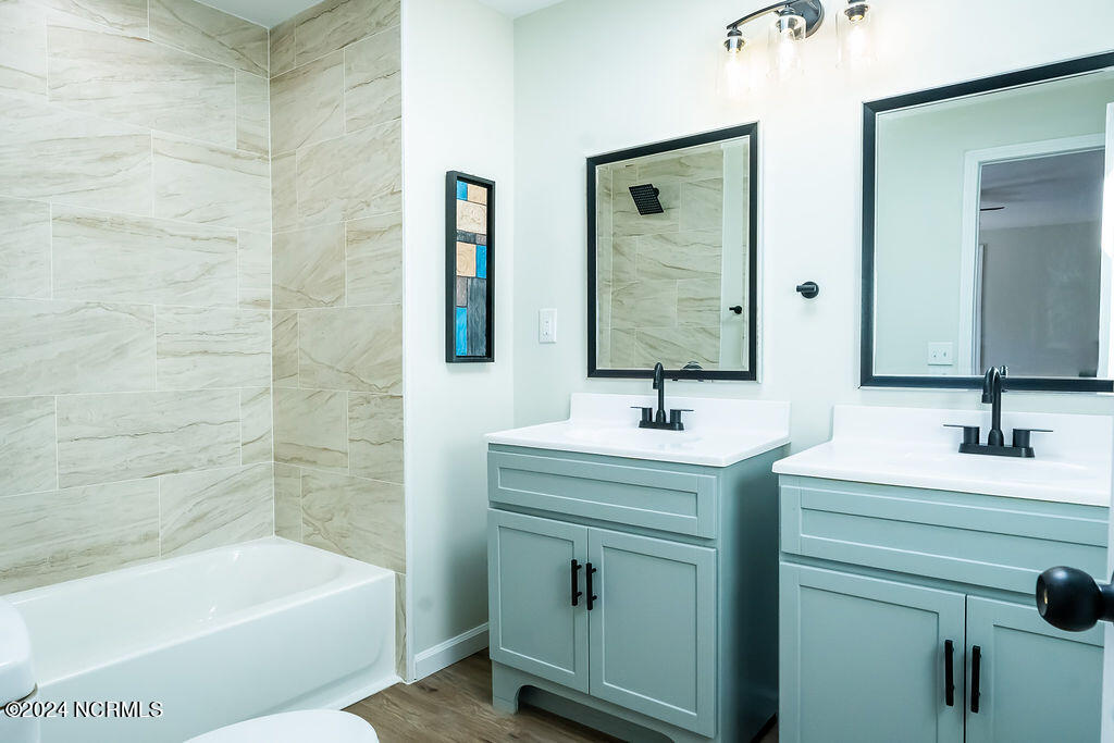 1946 Washington Street