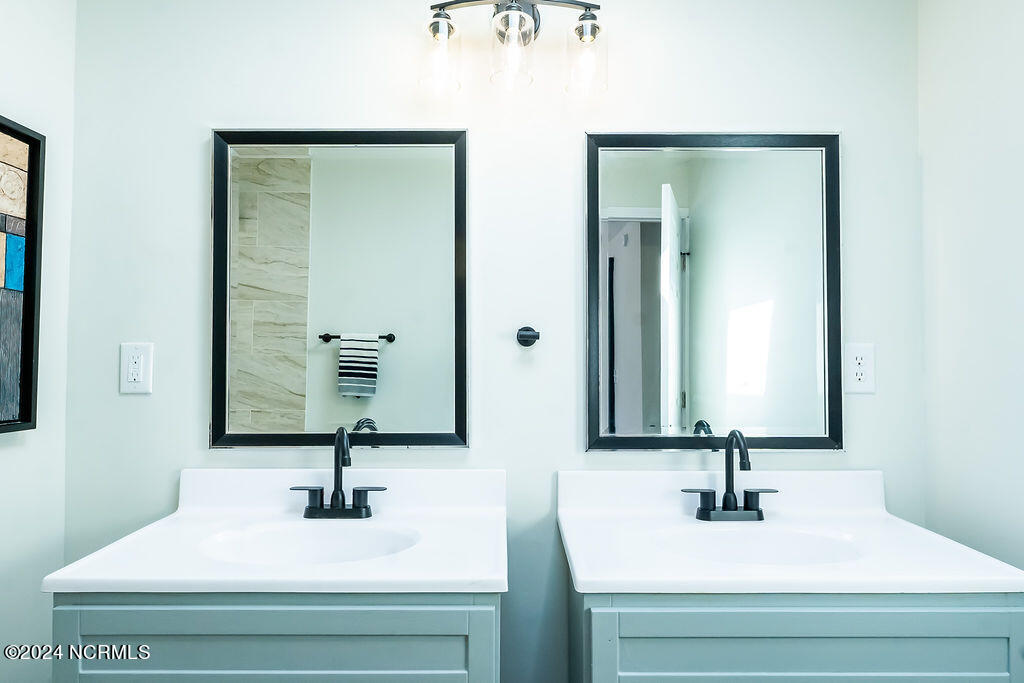 1946 Washington Street