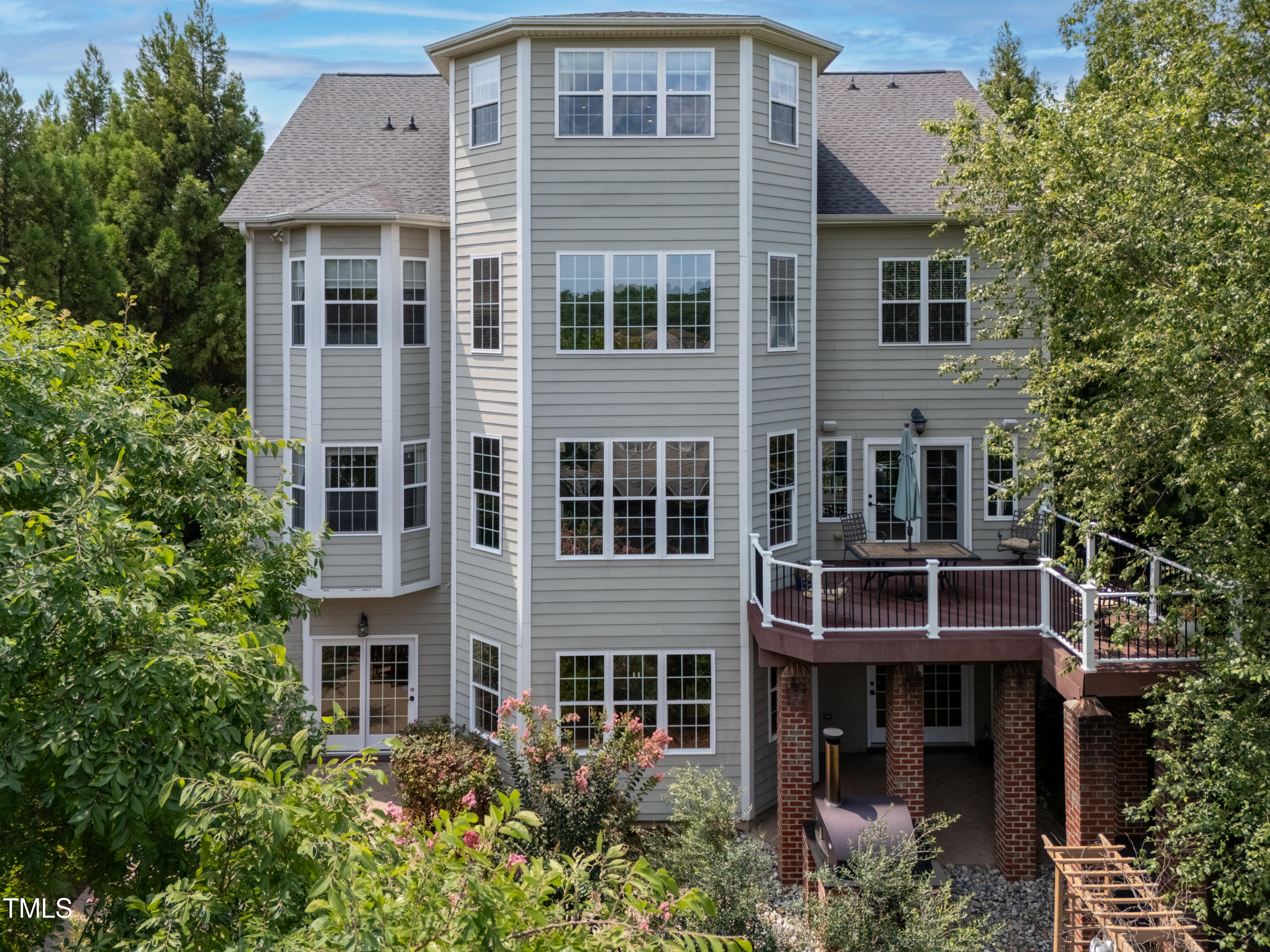 401 S Bend Drive