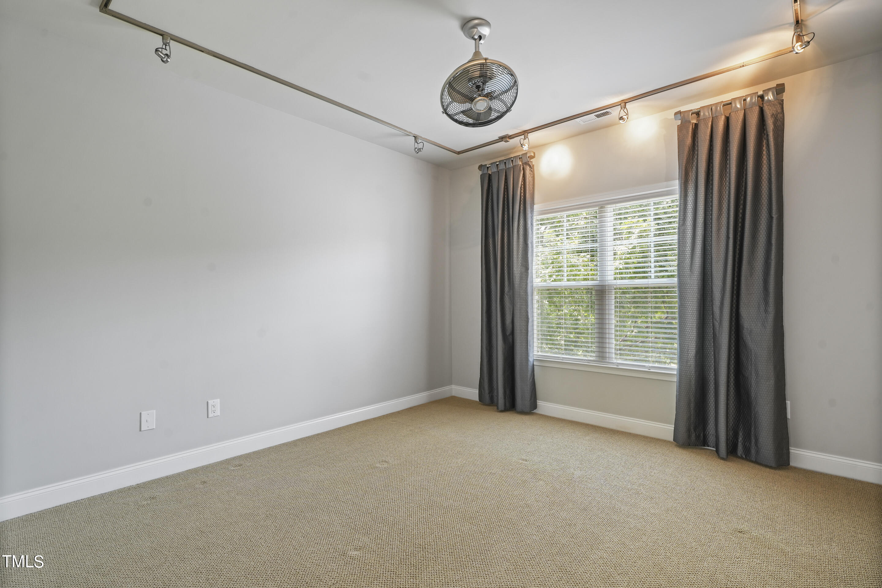 401 S Bend Drive