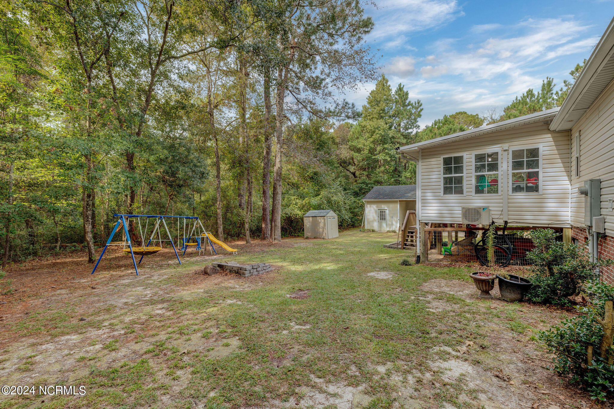 220 Groves Point Circle