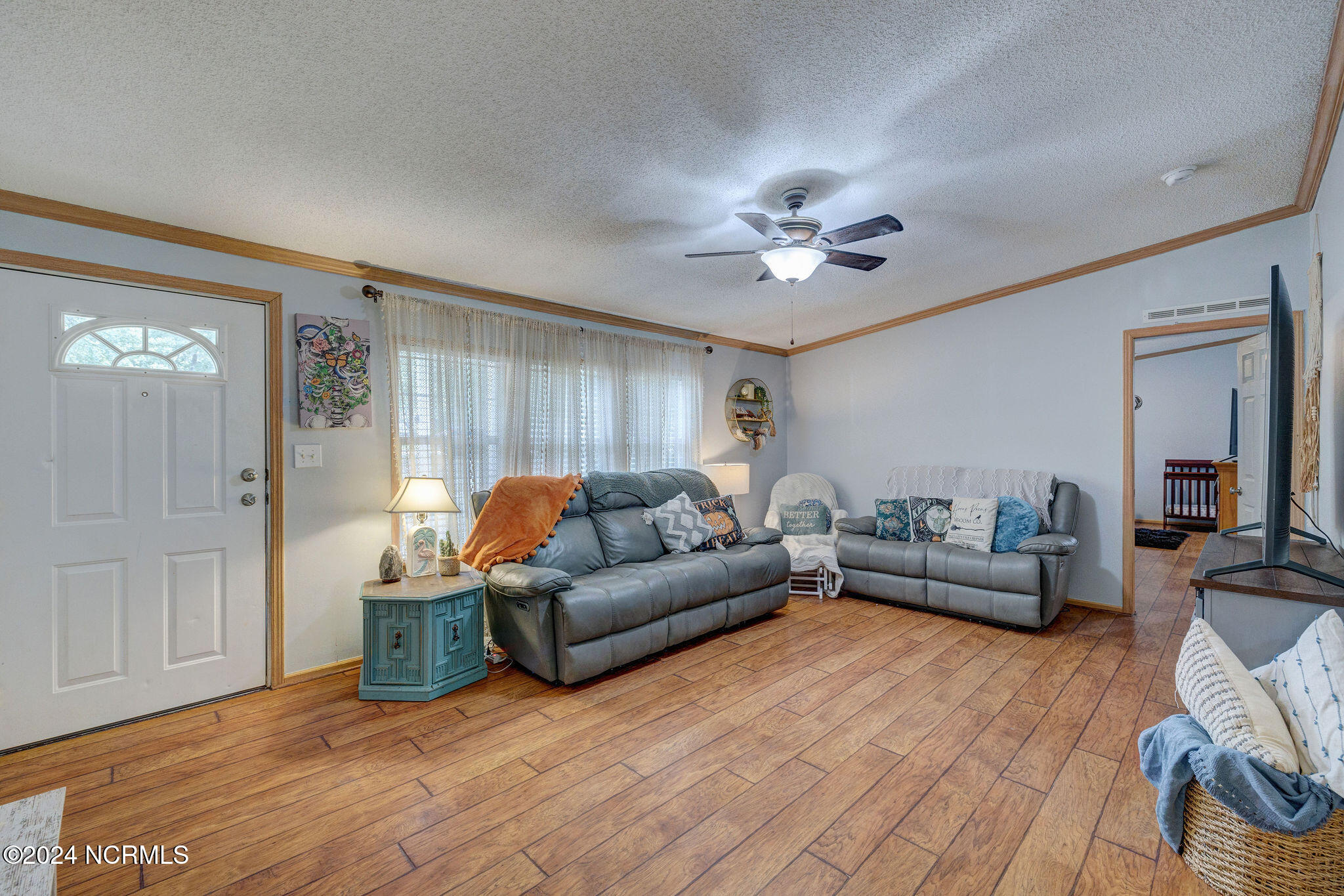 220 Groves Point Circle