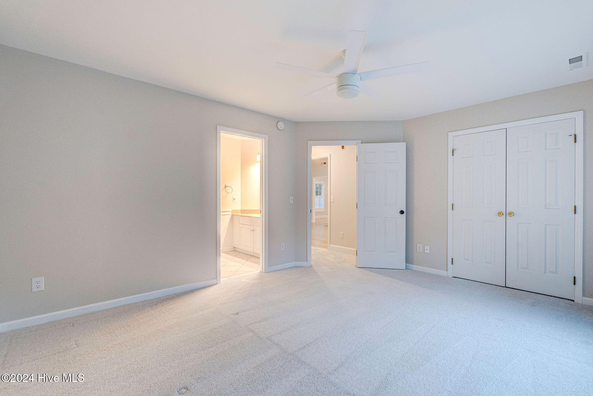 4925 Crosswinds Drive