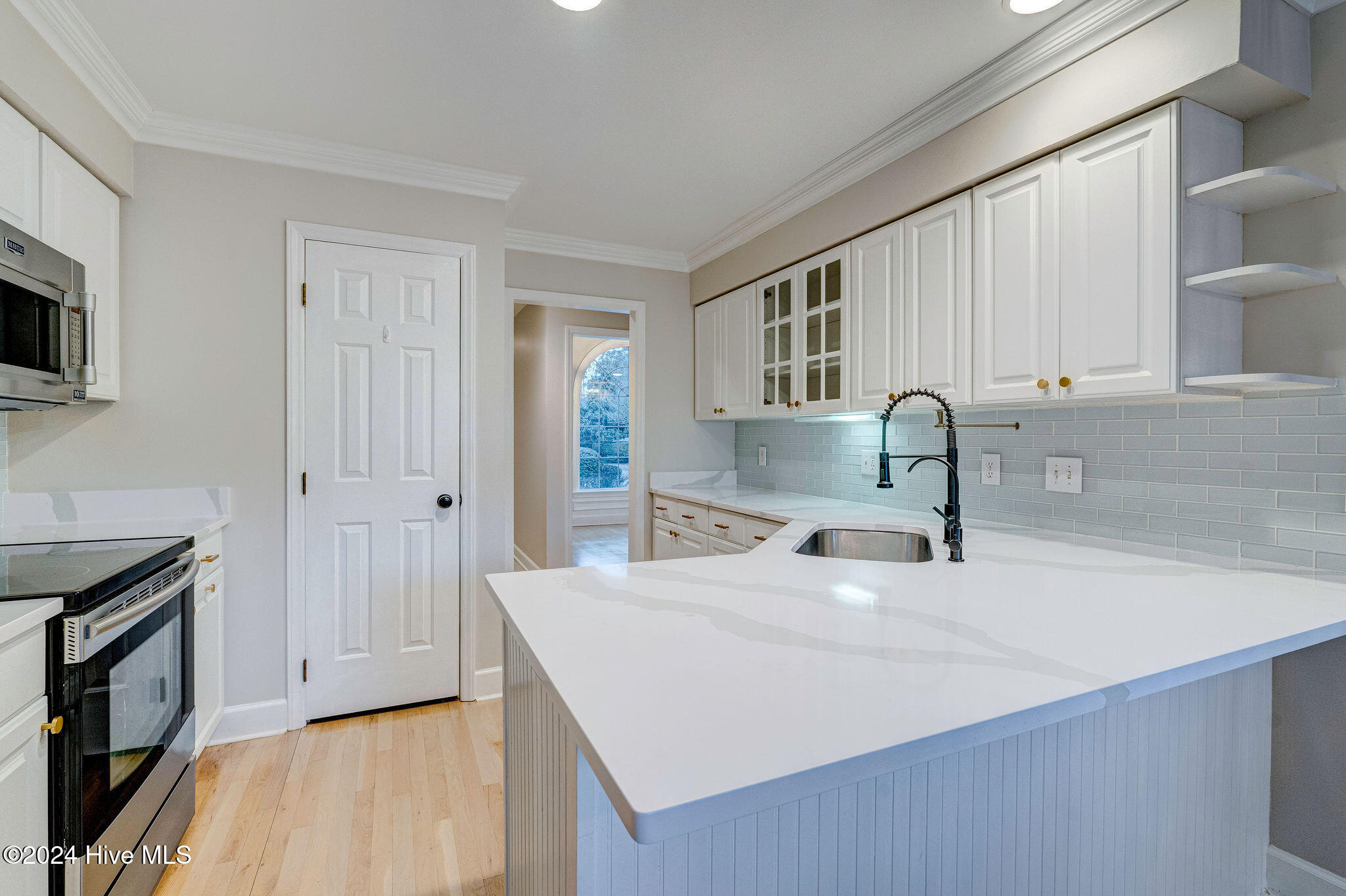 4925 Crosswinds Drive