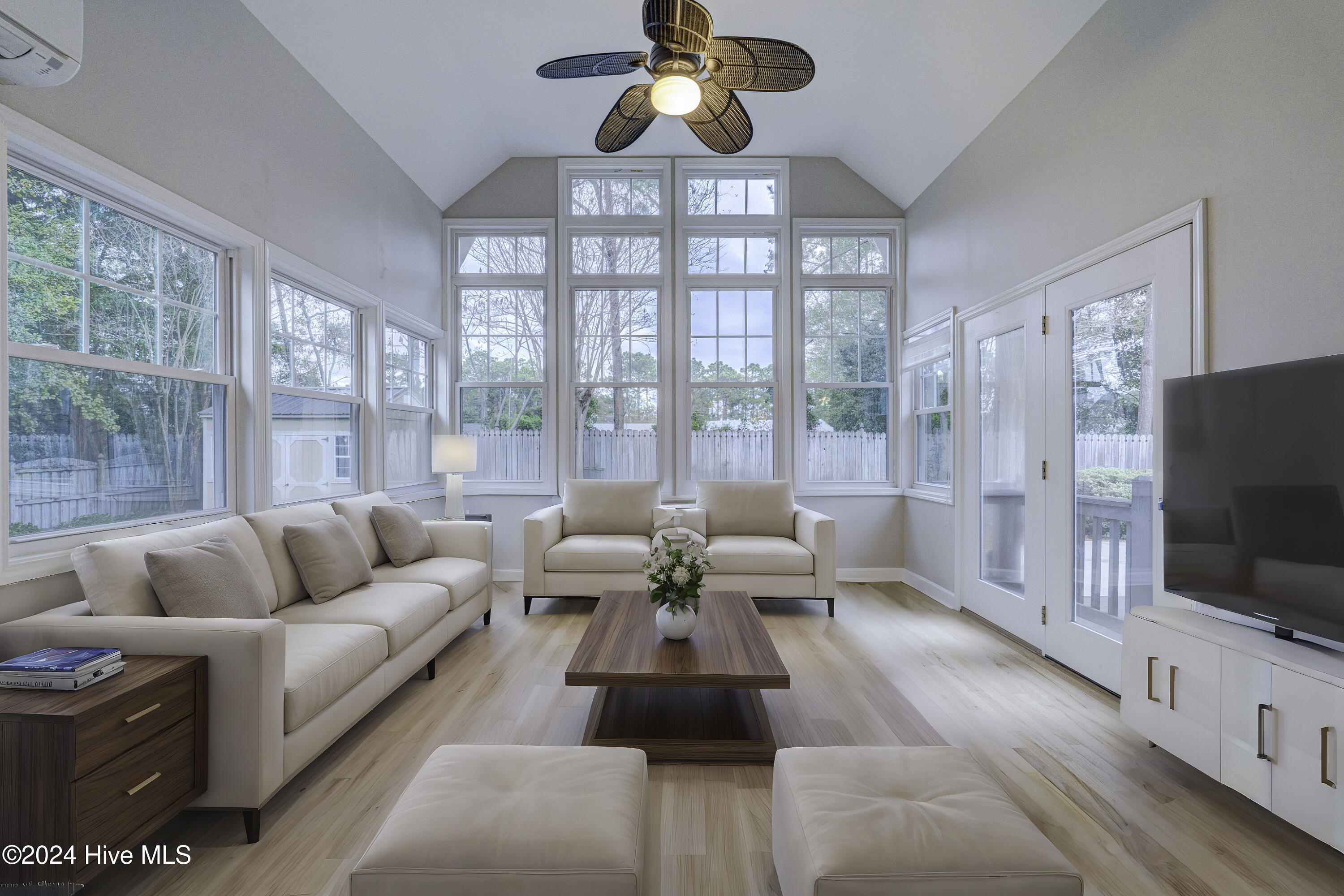 4925 Crosswinds Drive