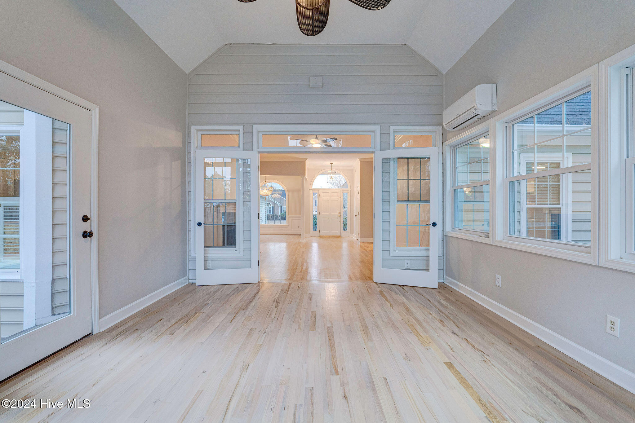 4925 Crosswinds Drive