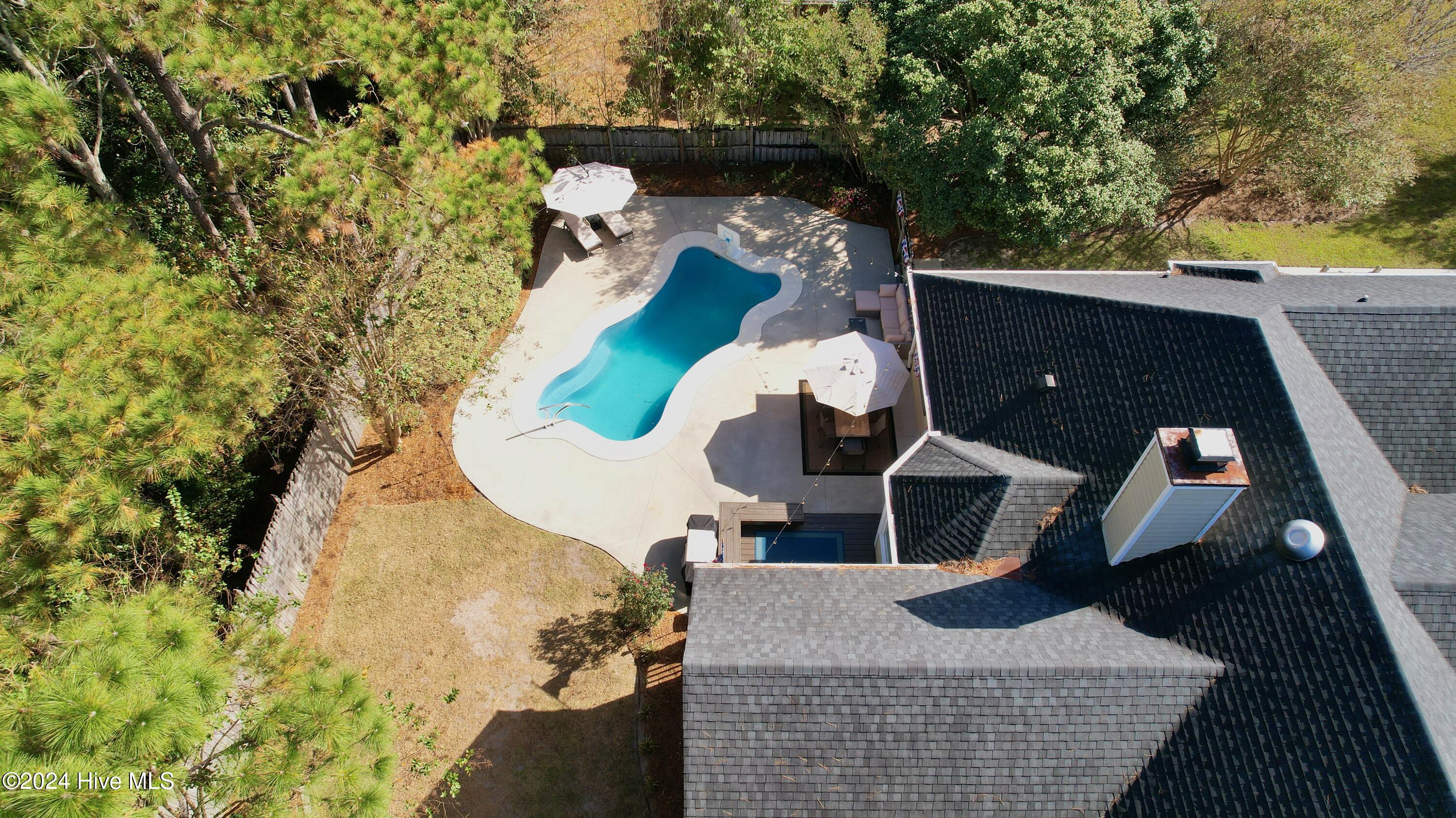 4925 Crosswinds Drive