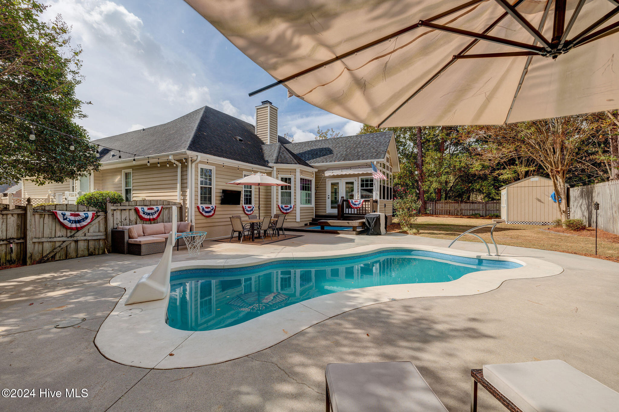 4925 Crosswinds Drive