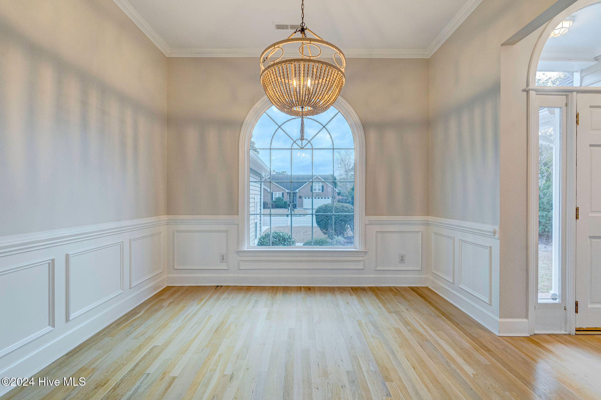 4925 Crosswinds Drive