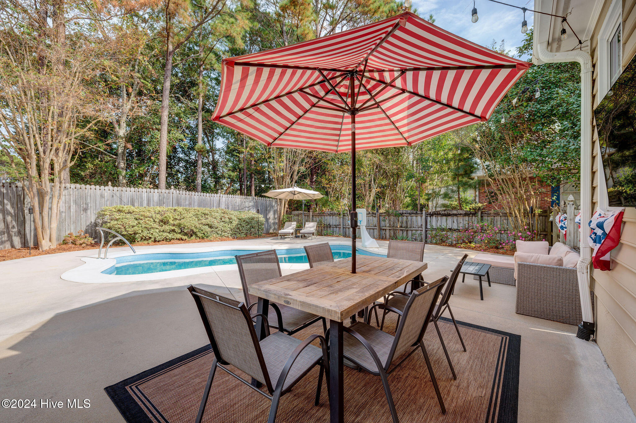 4925 Crosswinds Drive