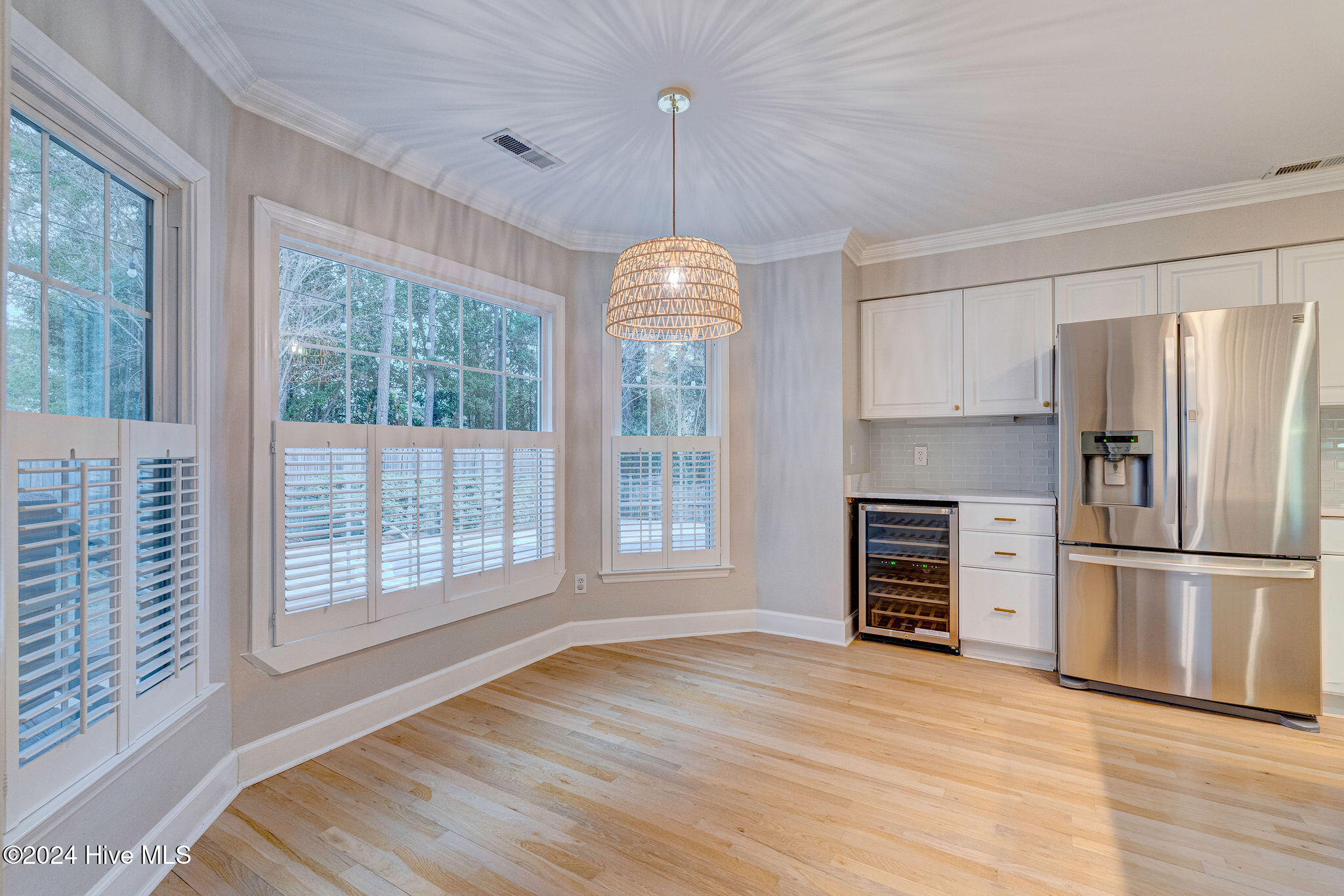 4925 Crosswinds Drive