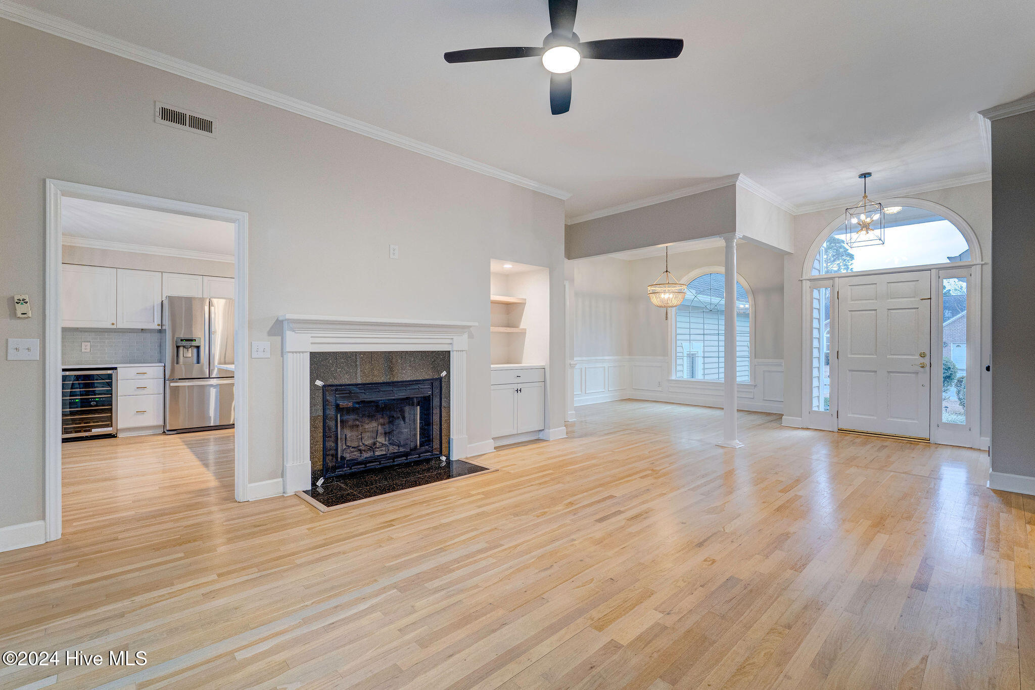 4925 Crosswinds Drive