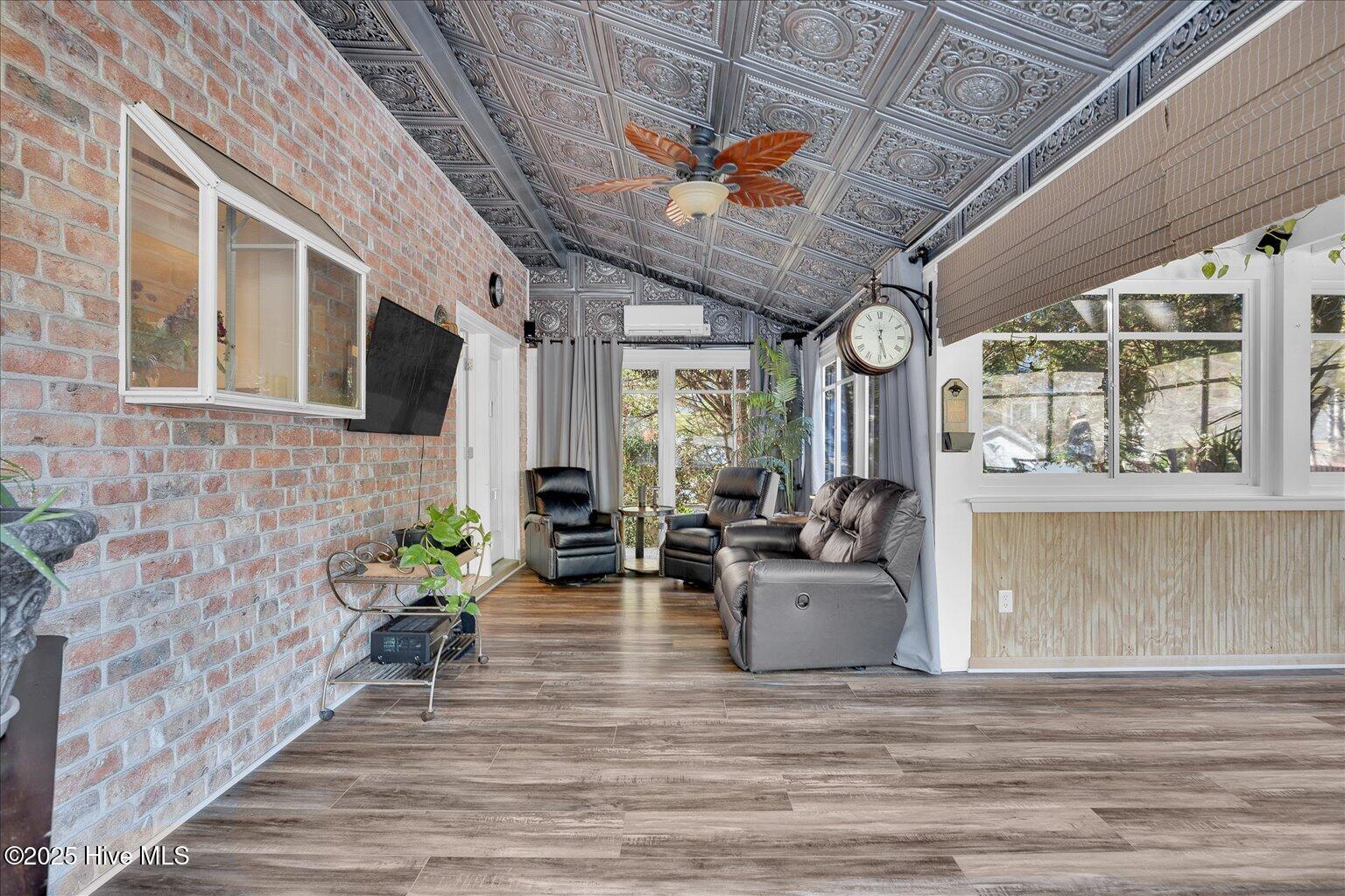6506 Walden Pond Lane
