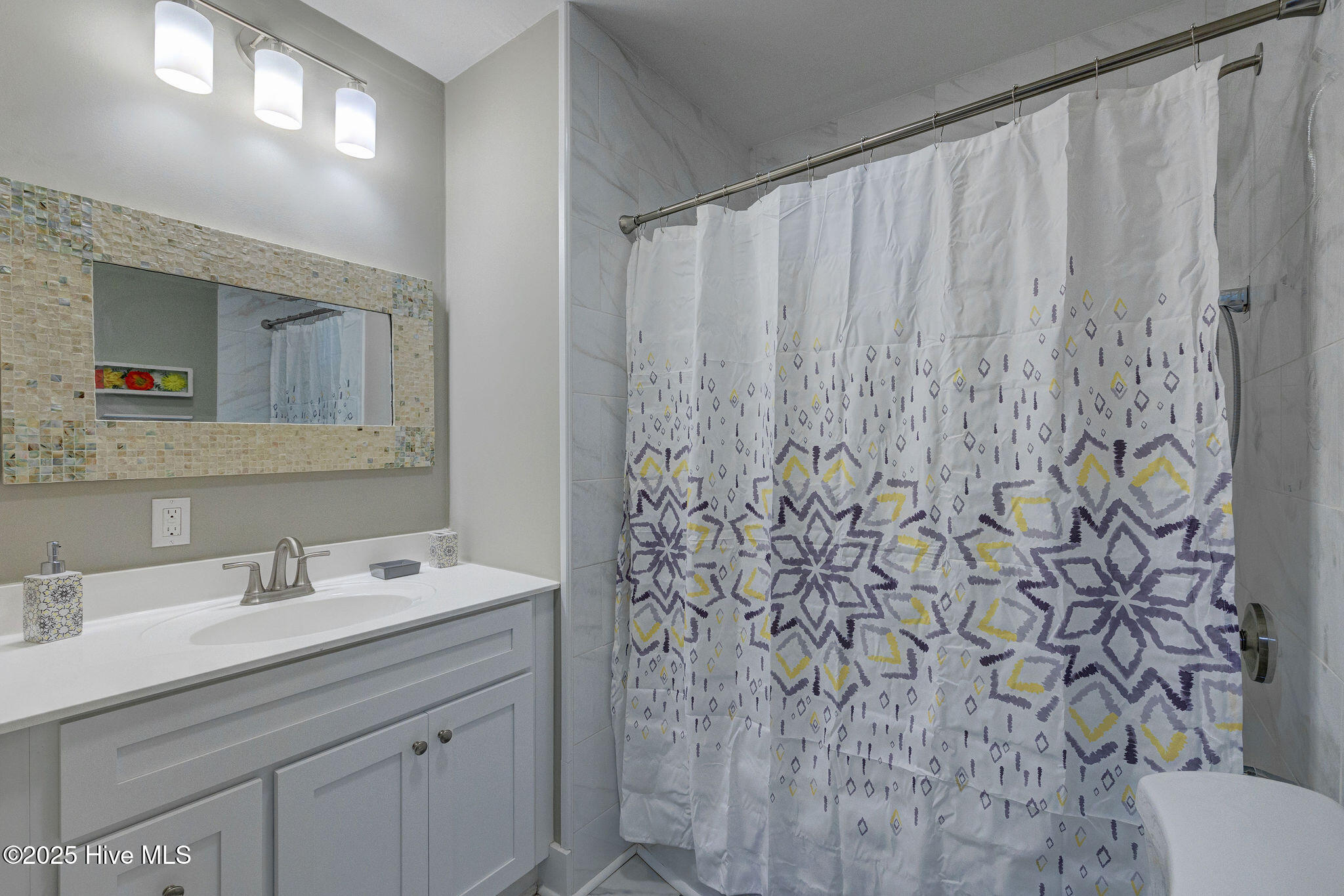 2153 Washington Street