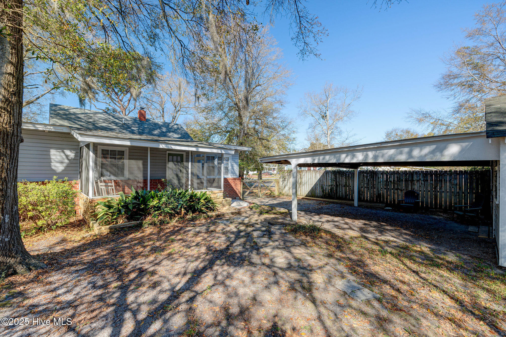 2153 Washington Street