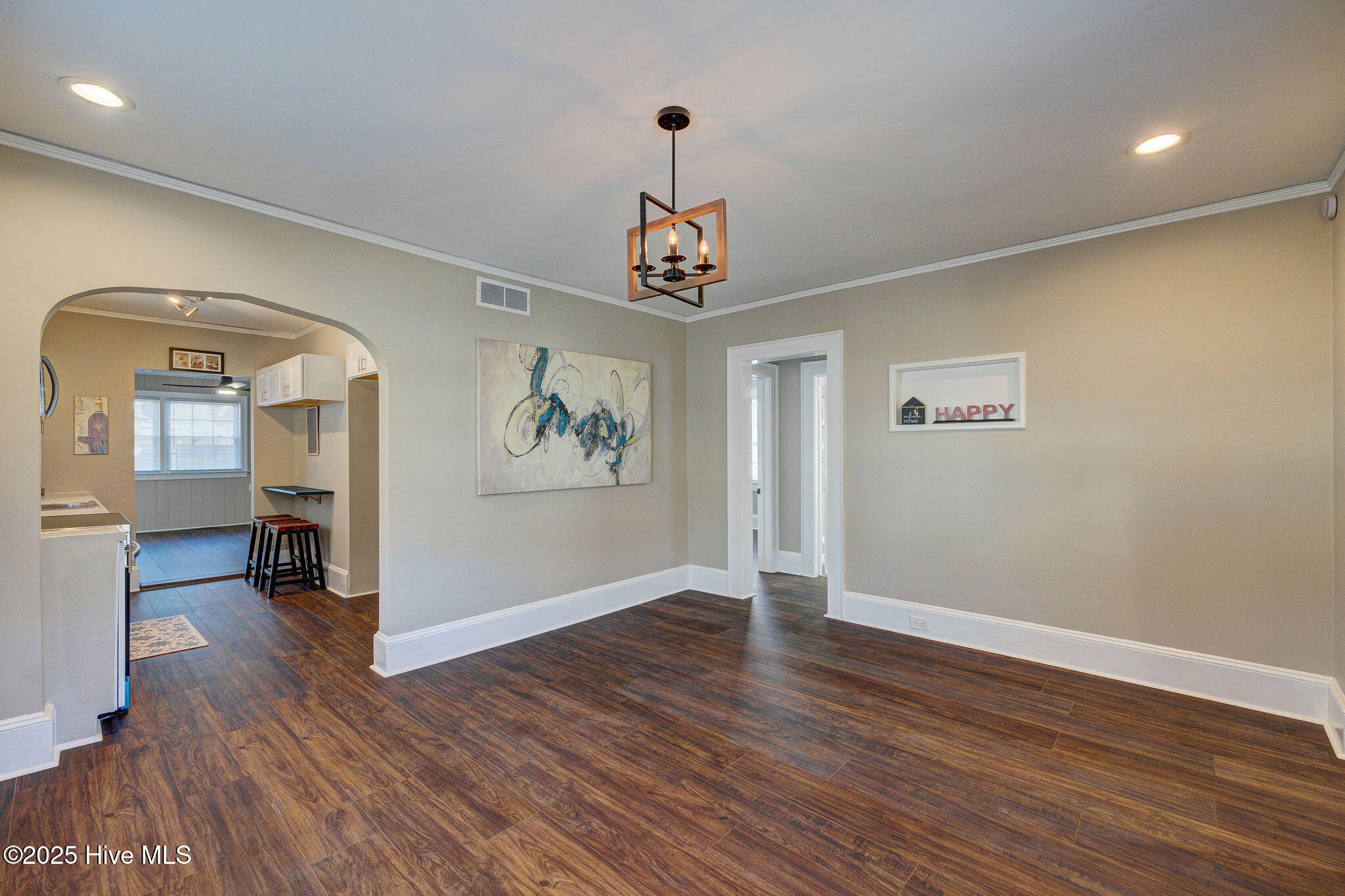 2153 Washington Street