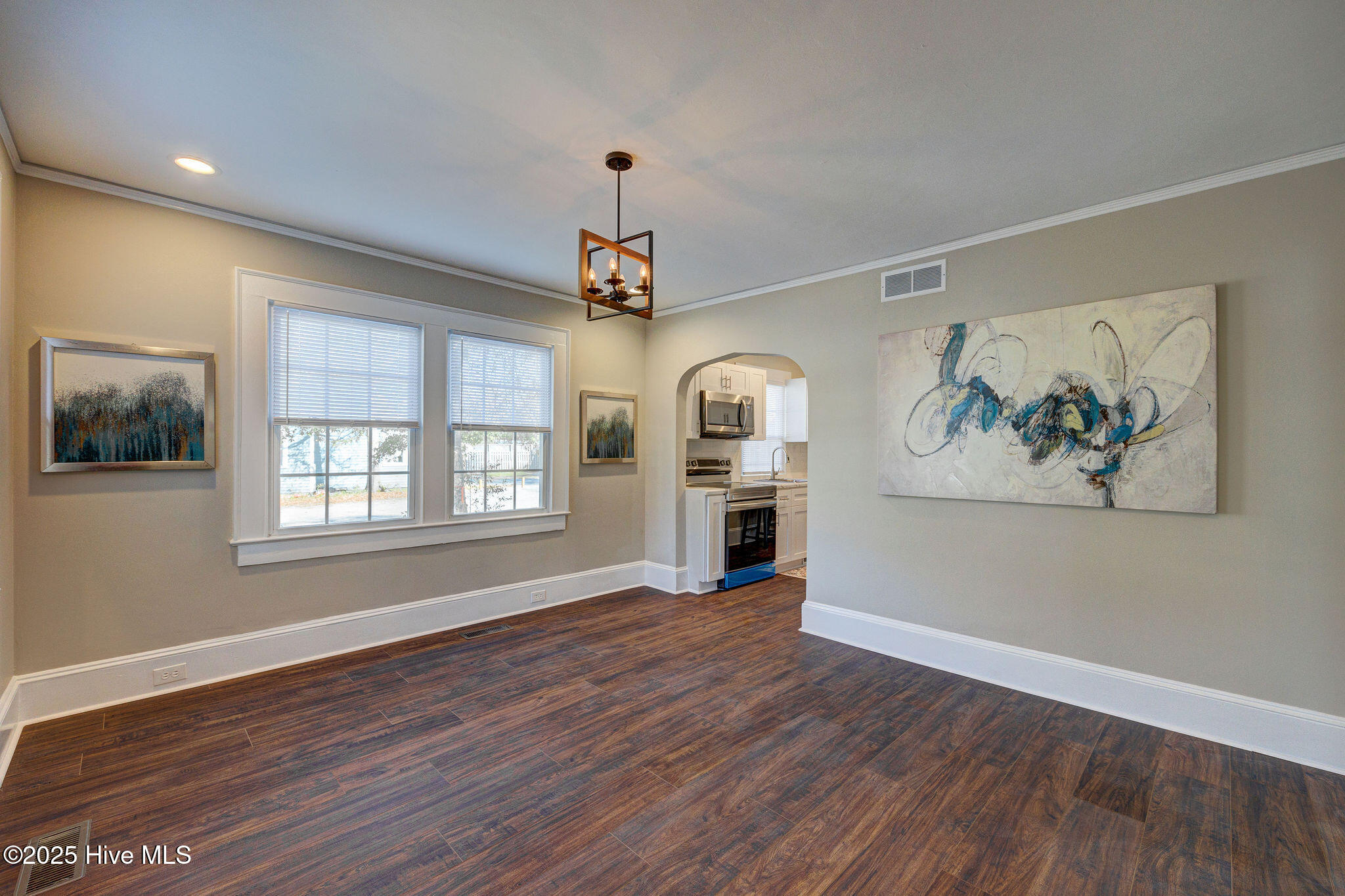 2153 Washington Street