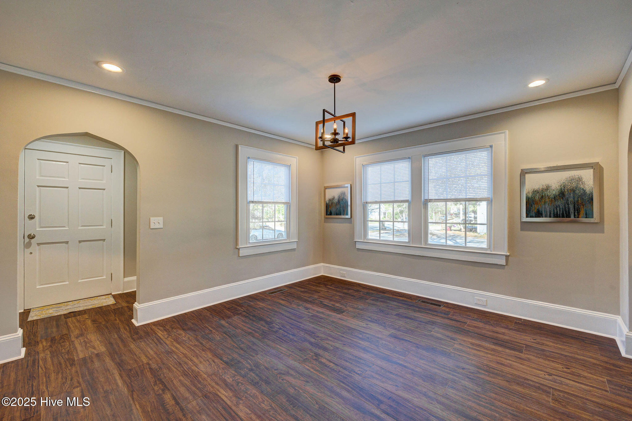 2153 Washington Street