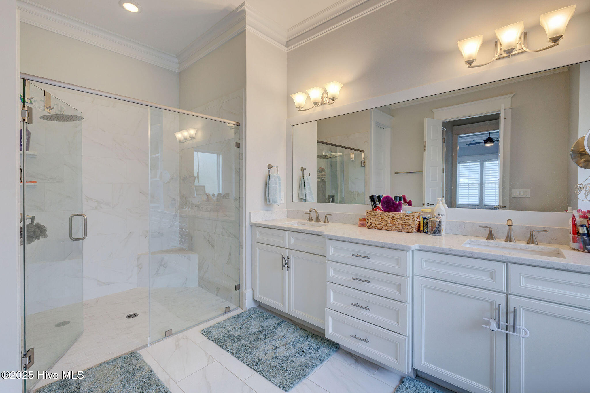 1605 S Moorings Drive