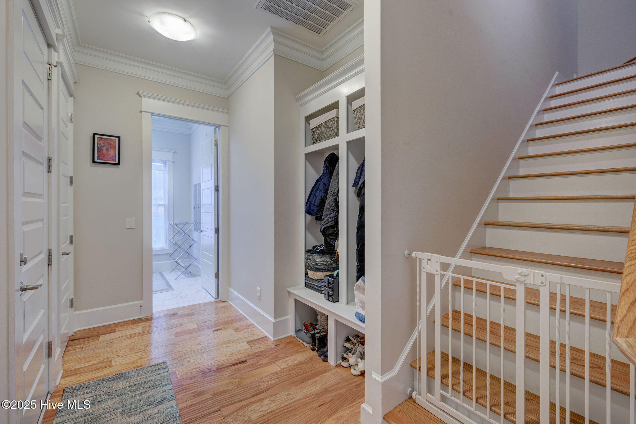 1605 S Moorings Drive