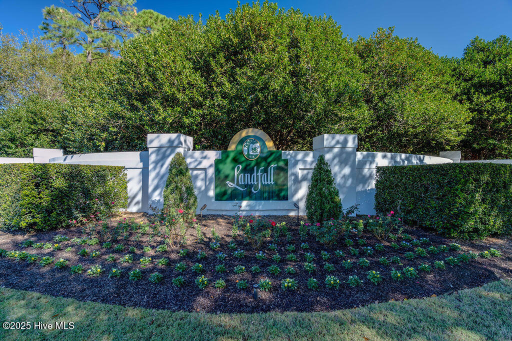 1605 S Moorings Drive