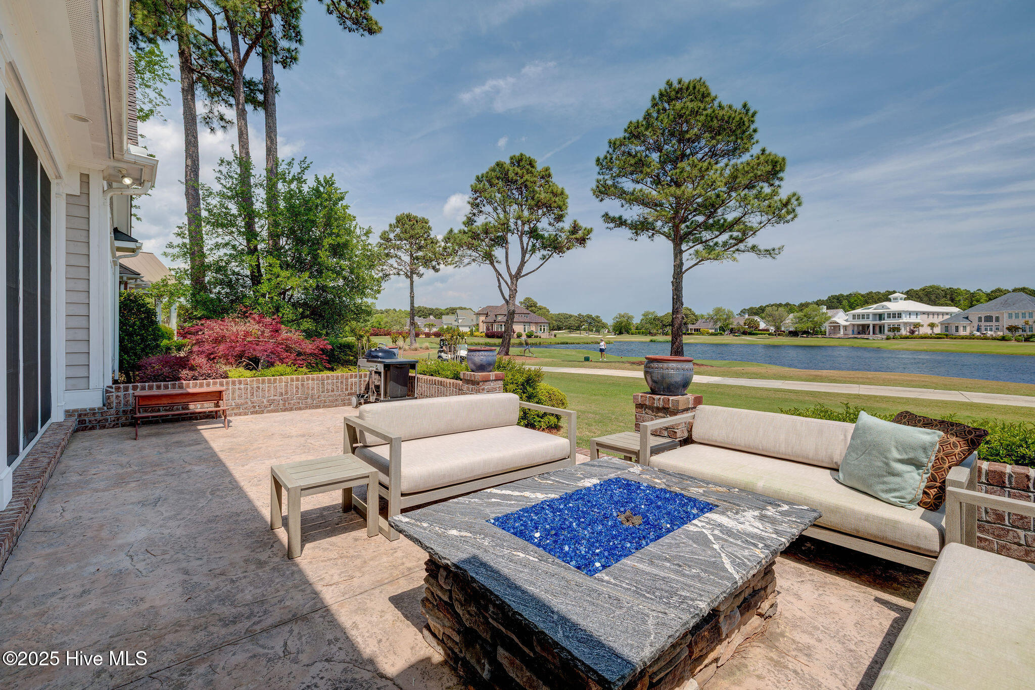 1605 S Moorings Drive