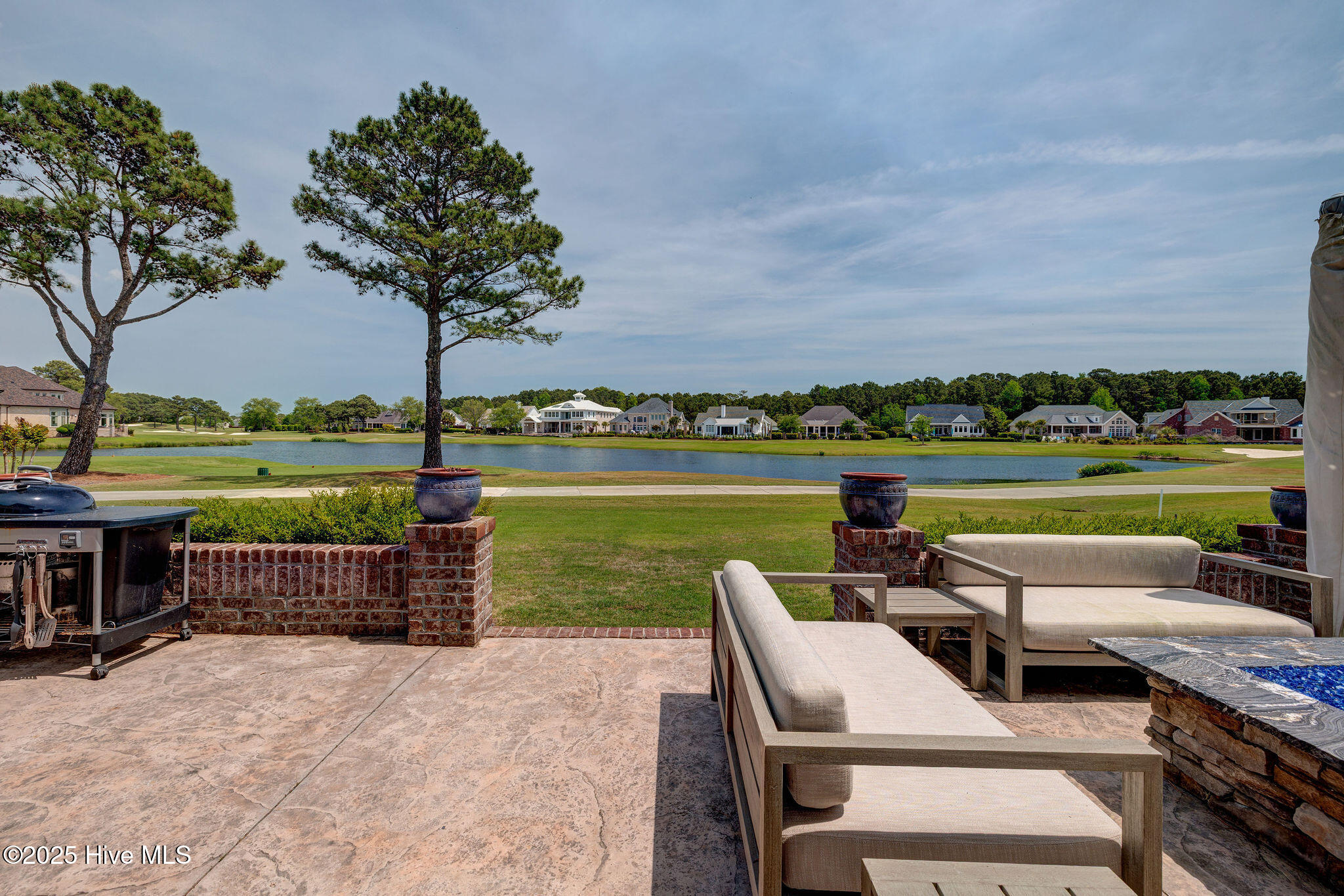 1605 S Moorings Drive