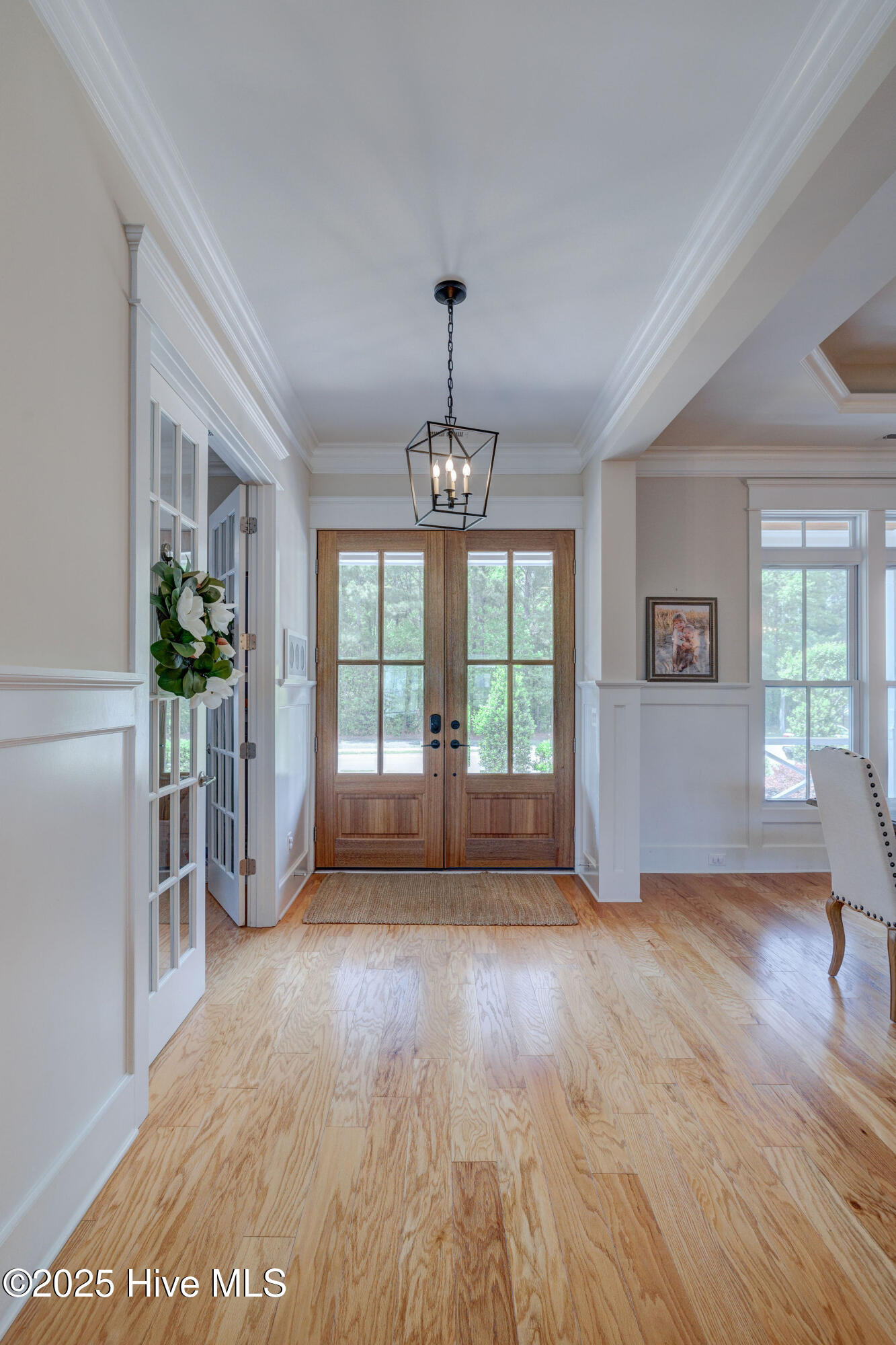 1605 S Moorings Drive