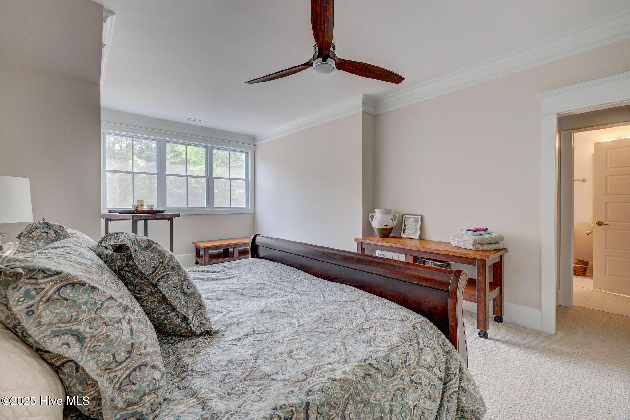 1605 S Moorings Drive