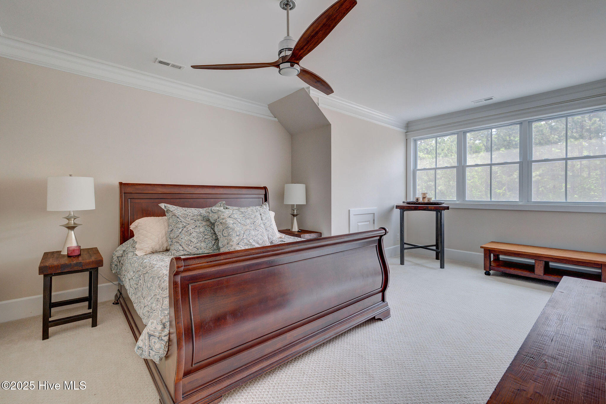 1605 S Moorings Drive