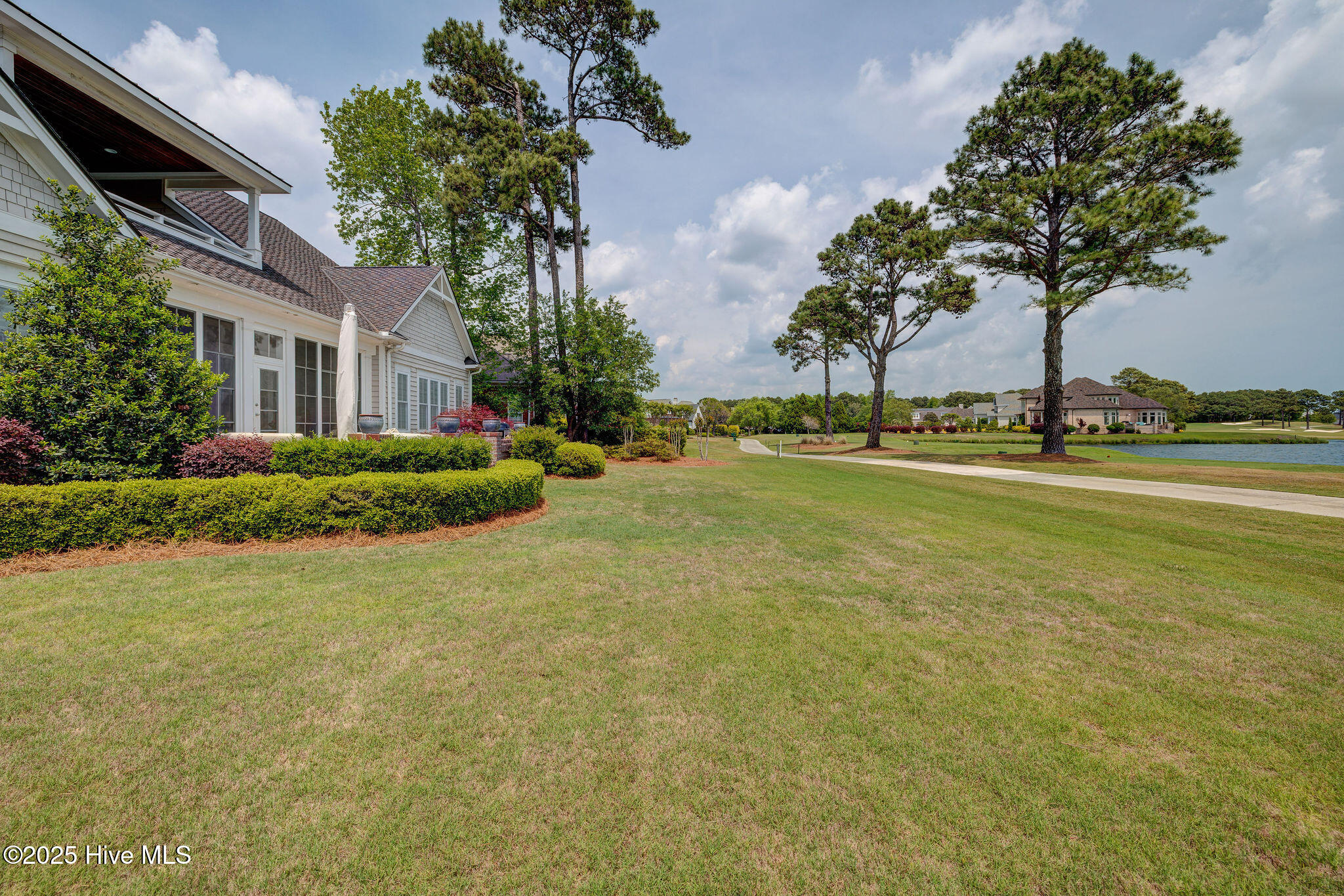 1605 S Moorings Drive