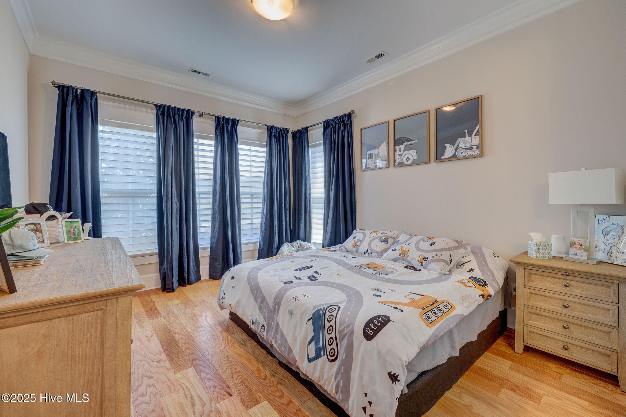 1605 S Moorings Drive